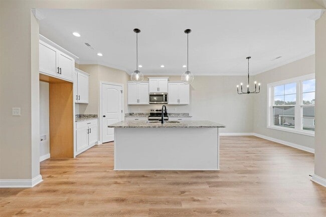 Building Photo - 849 Sheldrake Ln