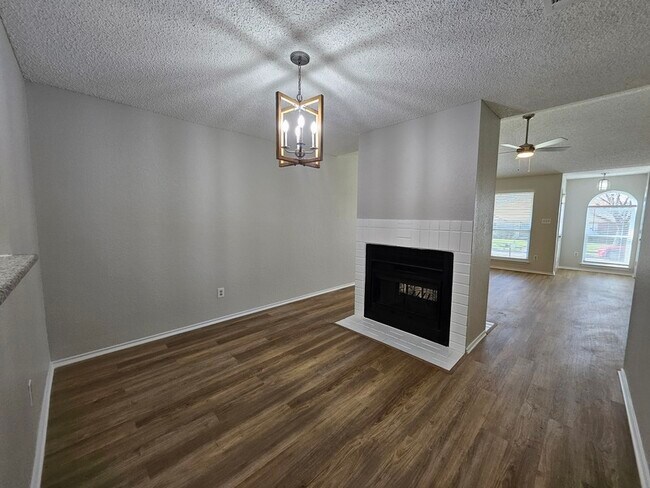 Building Photo - 3012 Timothy Ln