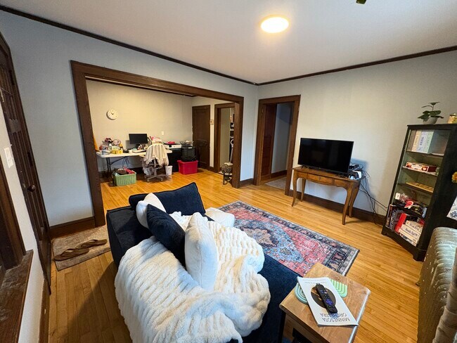 Foto del edificio - 1006 Gould Ave NE