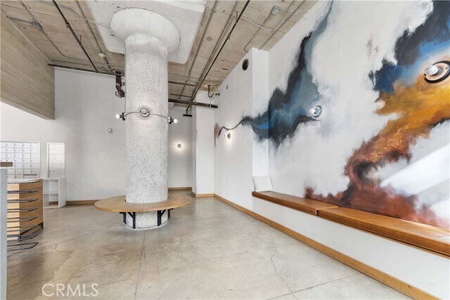 Foto del edificio - 330 W 11th St