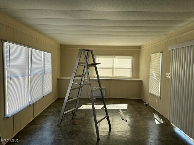 Foto del edificio - 333 Lantern Ln