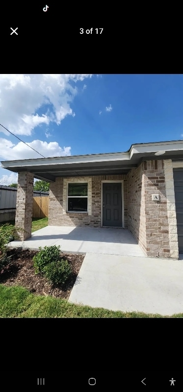 Building Photo - 205 Elbert Ln