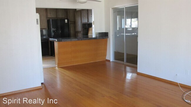 Building Photo - 3 br, 1 bath House - 291 Ebony