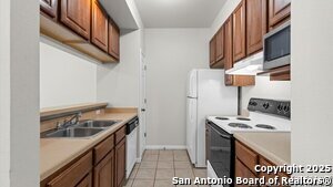 Foto del edificio - 530 Dukeway Dr