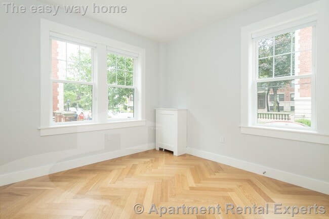 Photo - 18 Forest St Apartment