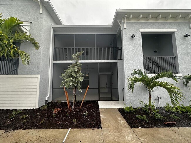 Building Photo - 14271 Heritage Landing Blvd