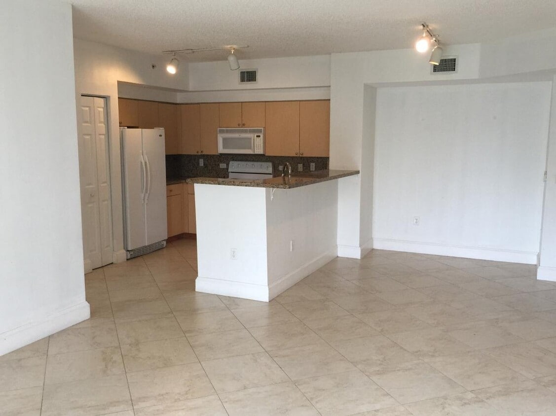 Photo - 2201 W Preserve Way (Miramar, FL)