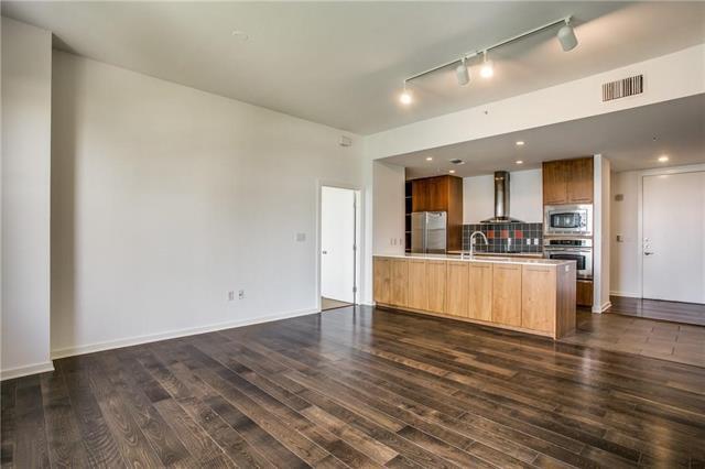 Foto del edificio - 2323 N Houston St