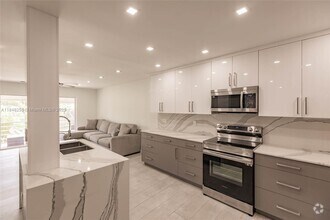 Building Photo - 4100 N 58th Ave