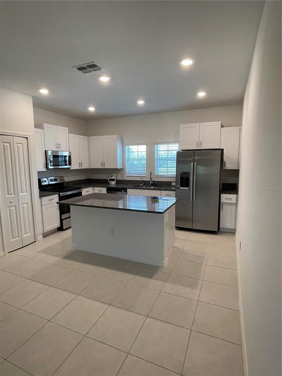 Foto del edificio - 840 Tennyson Mill Cir