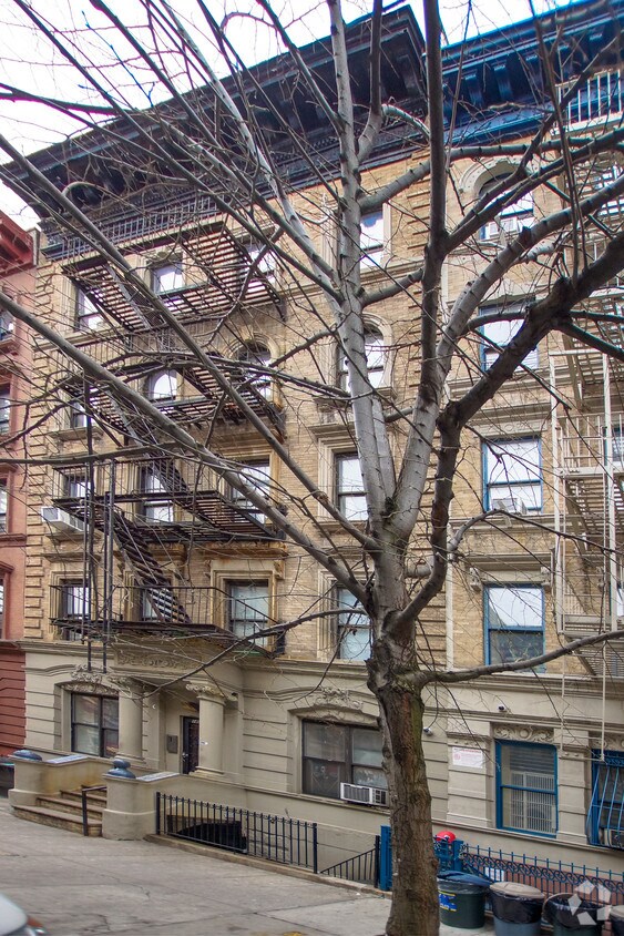 Foto del edificio - 140 W 113th St