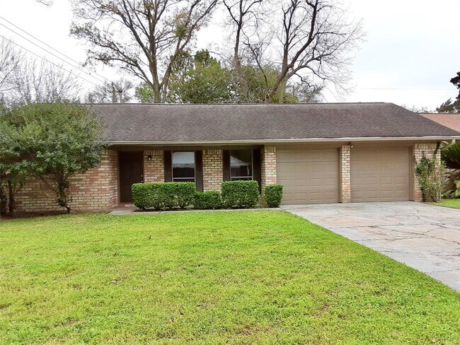 Building Photo - 9507 Weatherwood Dr