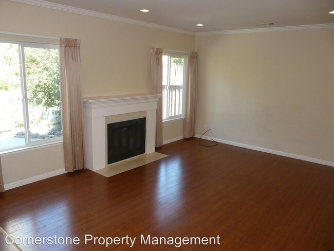 Building Photo - 2150 Lakewood Dr