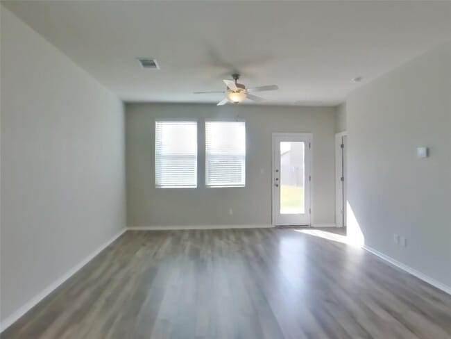 Building Photo - 3504 Gooseneck LN