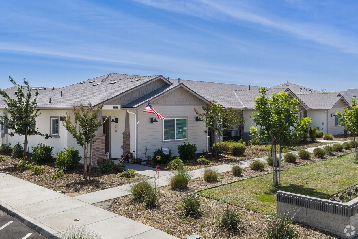 Alternate Building - Wood Ranch Apartments
