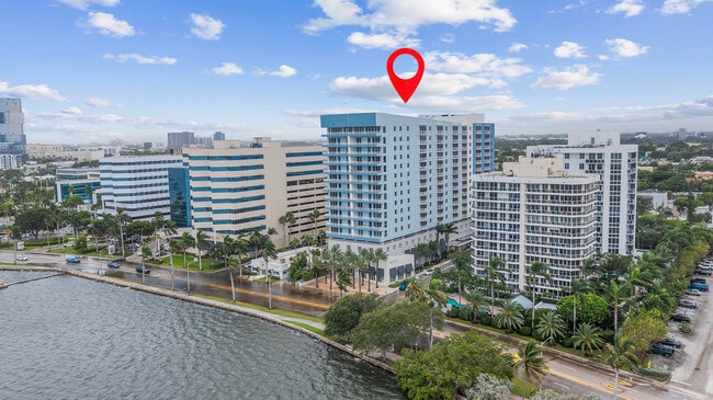 Building Photo - 1551 N Flagler Dr