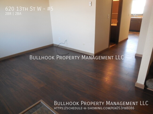 Building Photo - 620 13th St W