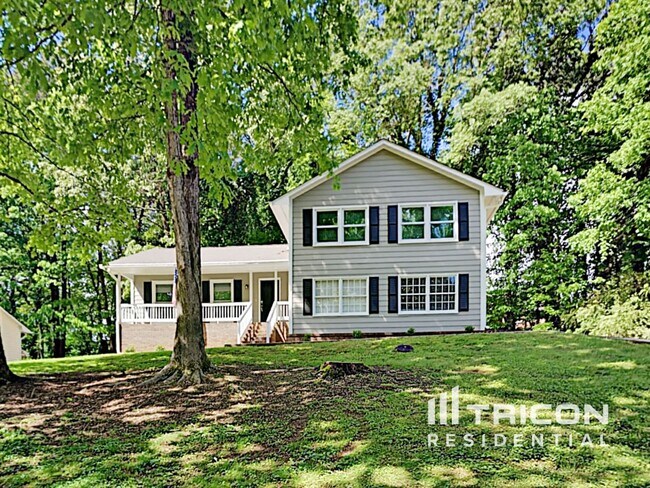 Foto del edificio - 818 Huntington Way NW