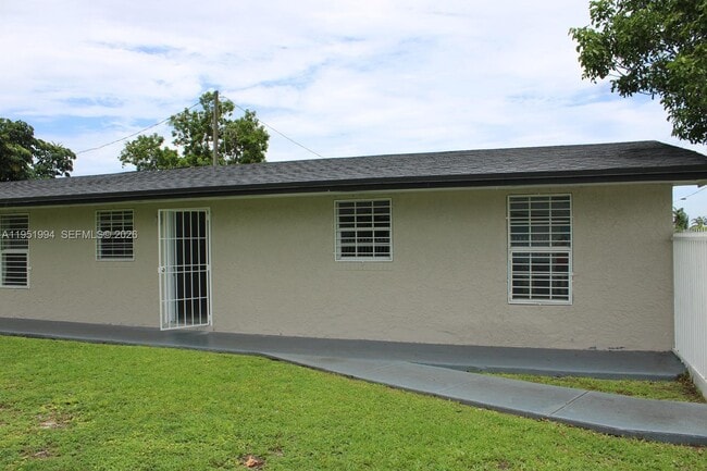 Foto del edificio - 11535 SW 224th St