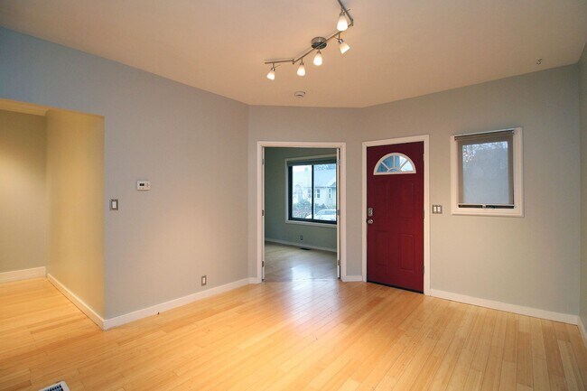 Foto del edificio - 4823 NE 13th Ave