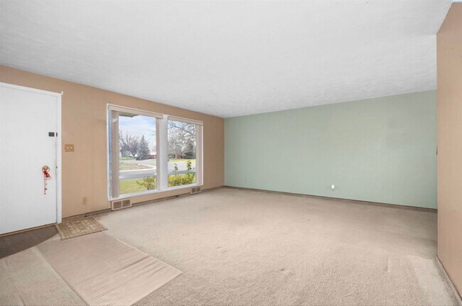 Building Photo - 2112 Trippe St