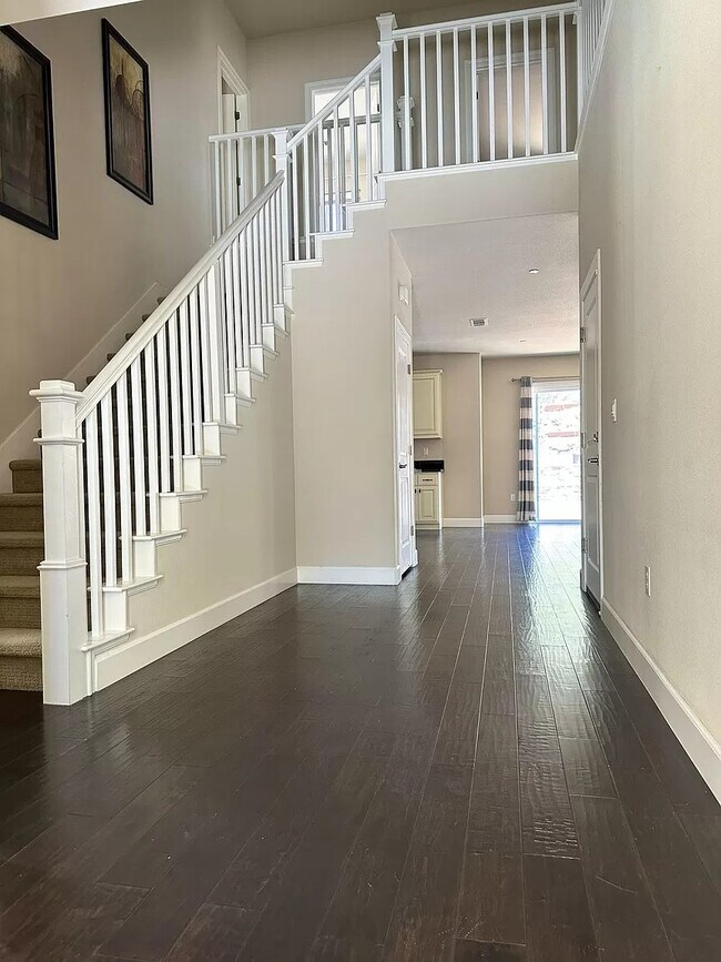 Building Photo - 2597 Bassetts Way