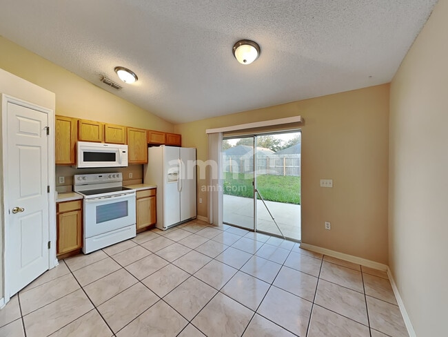 Building Photo - 11414 Ivy Flower Loop
