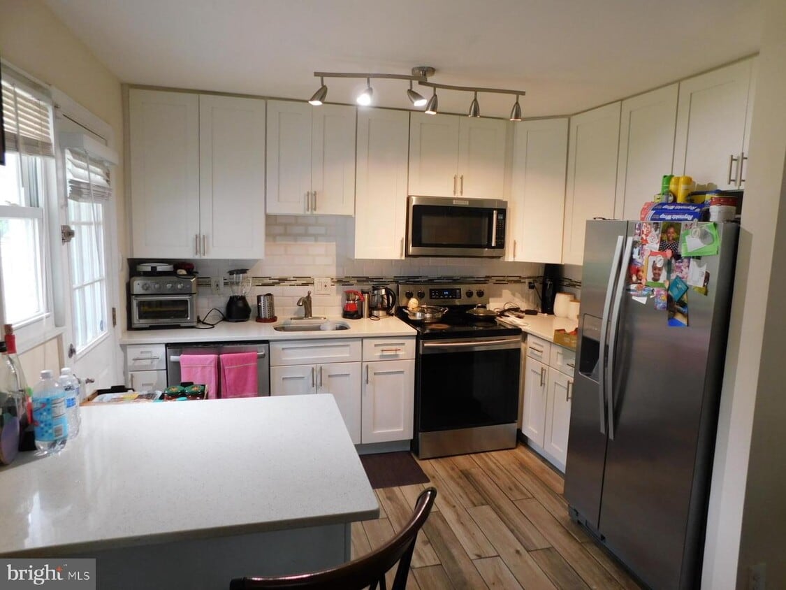 Foto principal - 9307 New Hampshire Ave