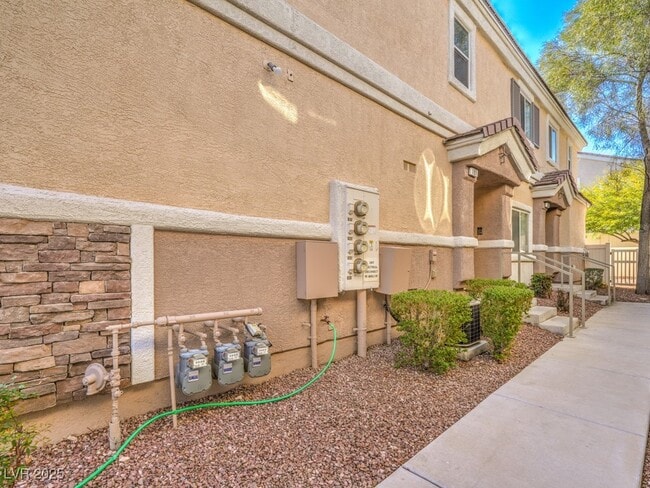 Building Photo - 1161 Amarillo Sky Pl