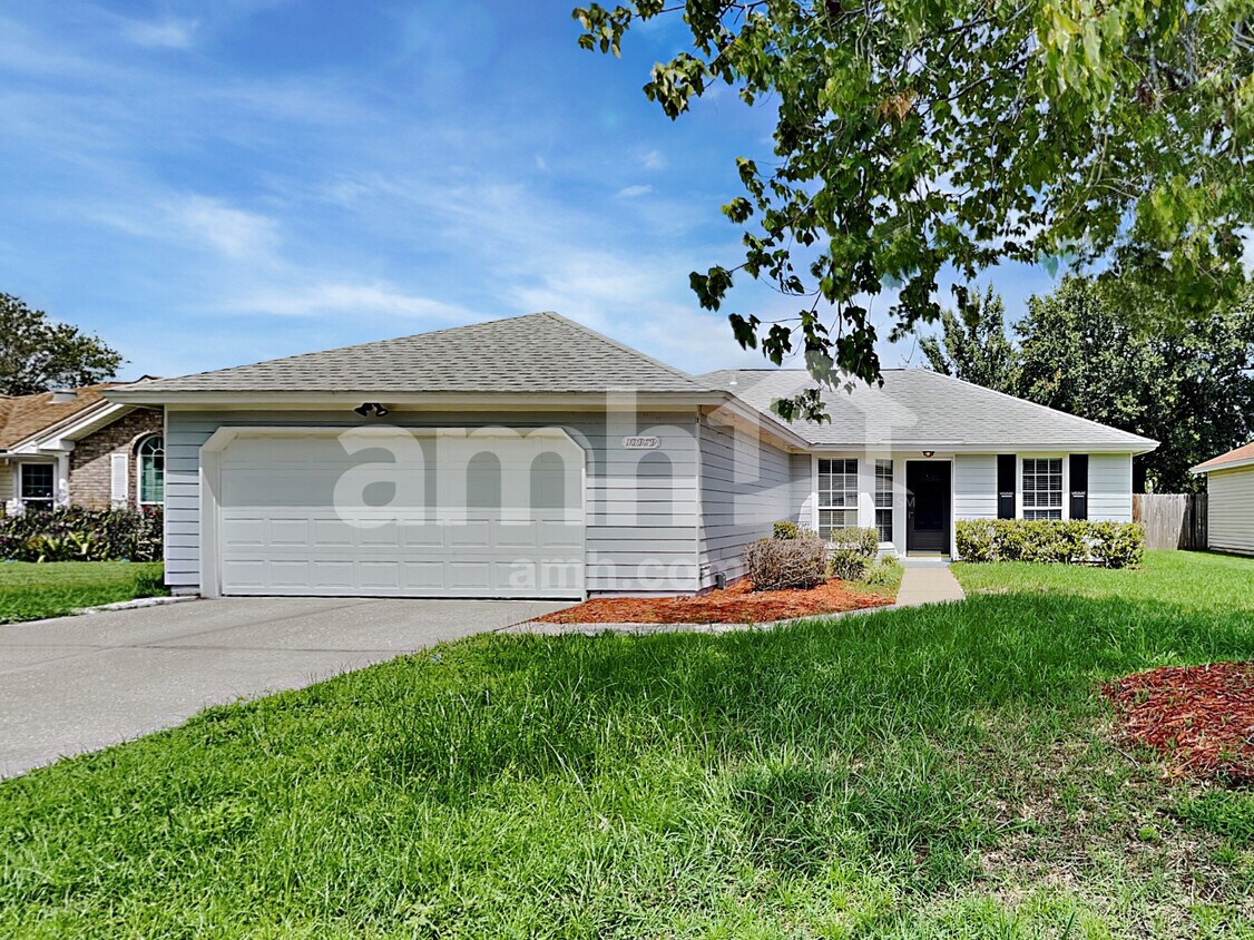 Primary Photo - 10979 Mindanao Dr S