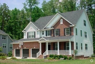 Building Photo - 410 Harkness Cir