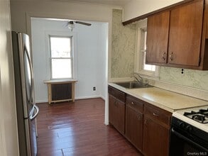 Building Photo - 334 Doris Ave