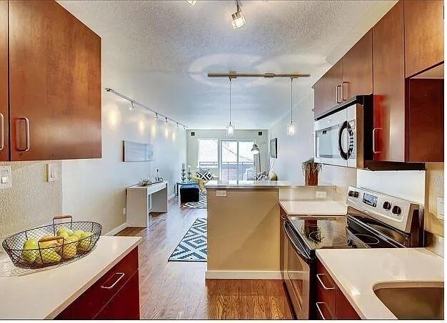 Foto del edificio - 1245 Columbine St