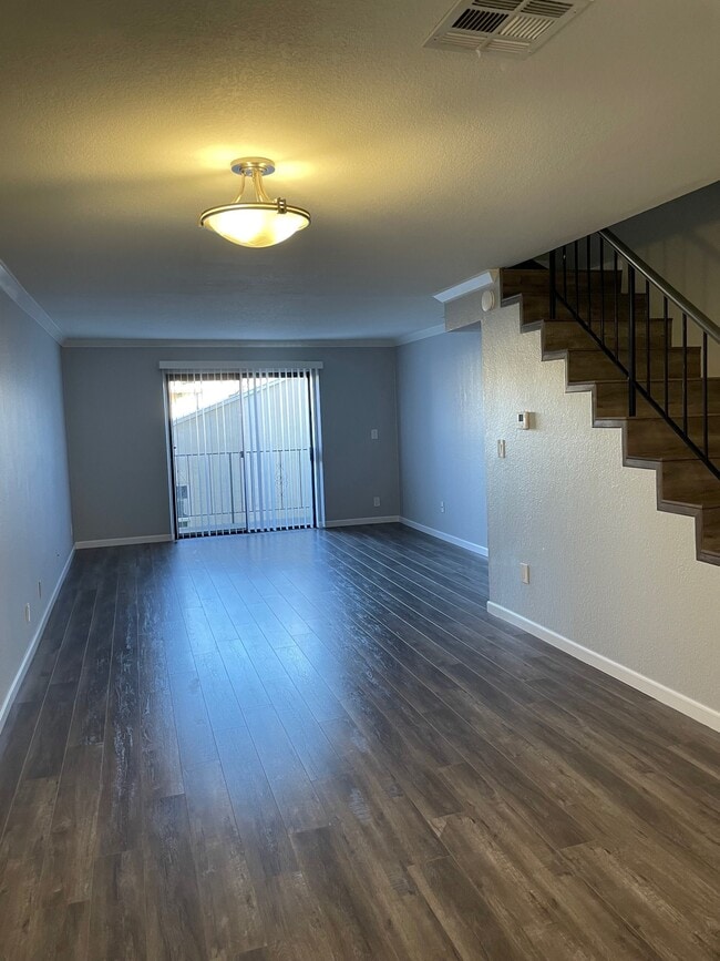 Building Photo - 14604 Gault St