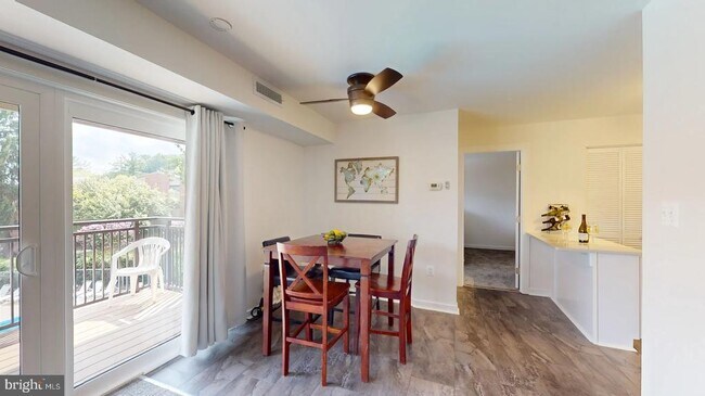 Foto del edificio - 7364 Lee Hwy