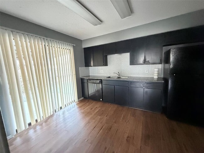 Building Photo - 919 Woodlief Trail