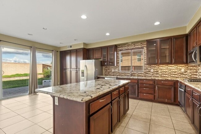 Foto del edificio - 28560 Sunridge Ct
