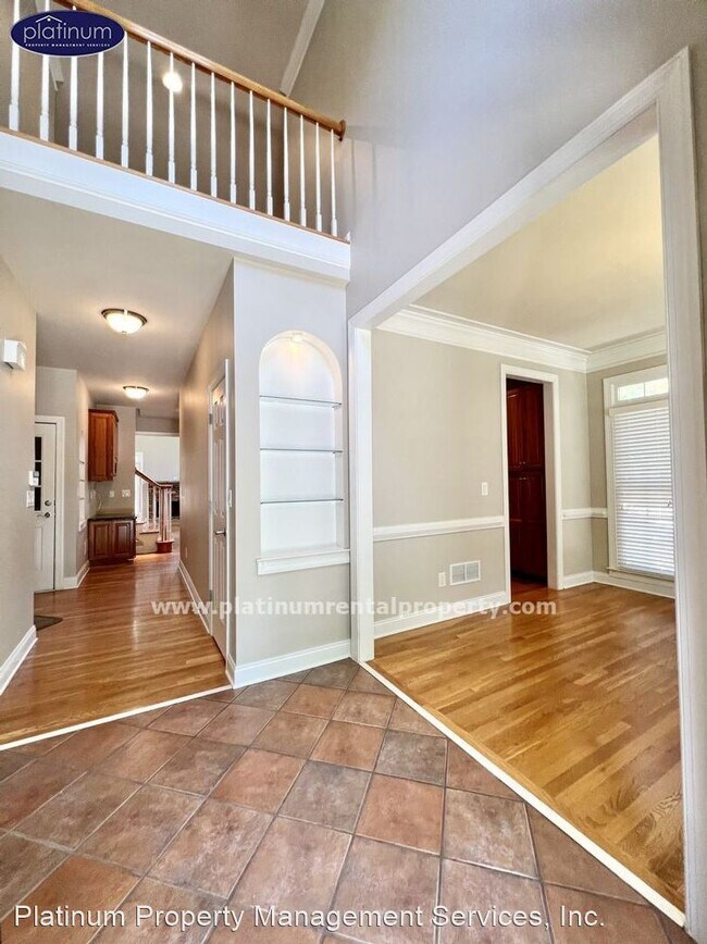 Building Photo - 4 br, 3.5 bath House - 3504 Ivy Manor Rd Se