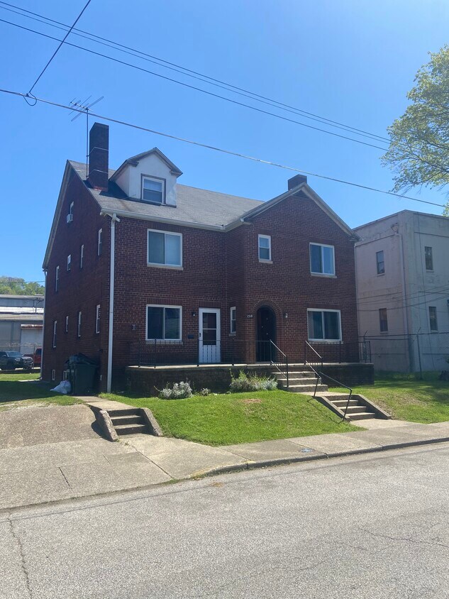 1518 Dixie St Unit A, Charleston, WV 25311 Apartments at 1518 Dixie