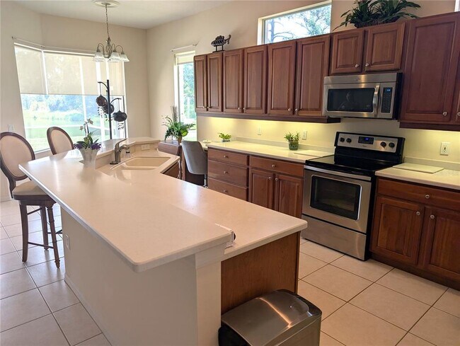 Foto del edificio - 4406 Reflections Pkwy