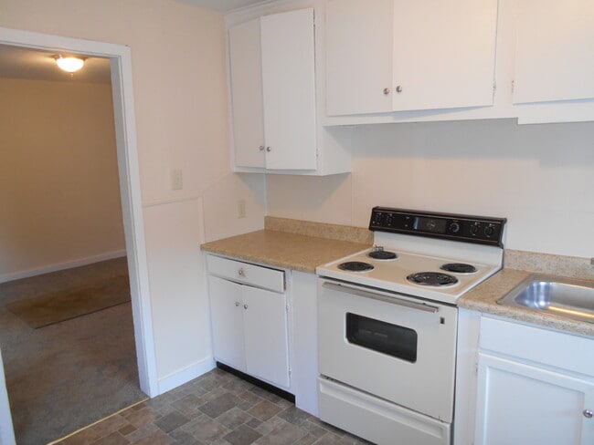 Building Photo - 1428 S Terrace Dr