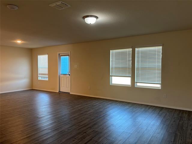 Foto del edificio - 1441 Lumberton Dr