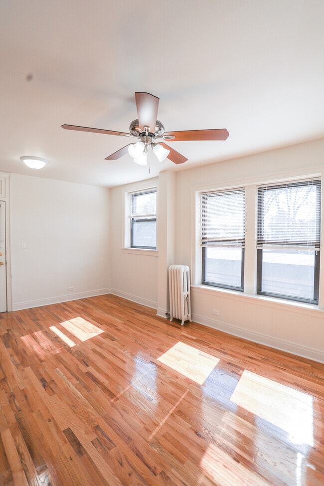 Foto del edificio - 4254 N Clark St