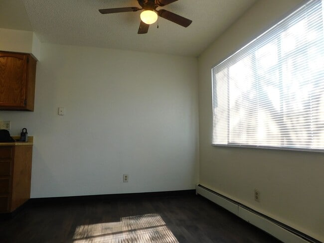 Building Photo - Single Family with Garage