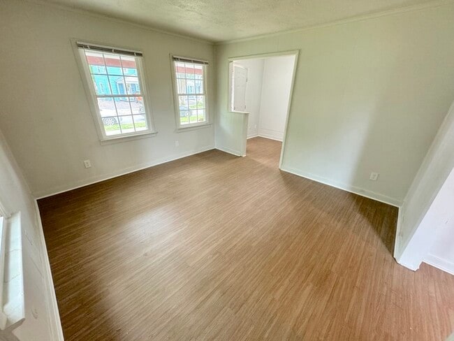 Building Photo - COME MEET YOUR NEW HOME! 2 BEDROOM APARTMENT IN PORTSMOUTH FOR RENT