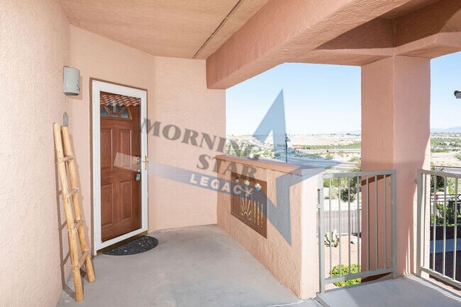 Building Photo - Executive Rental with VIEWS and Amenities! Min stay 90 days per HOA