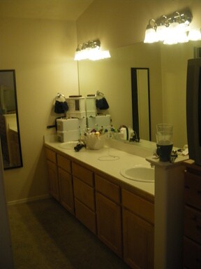 Building Photo - 575 N Seven Peaks Blvd