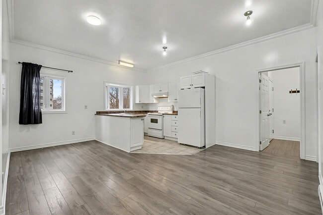 Photo du bâtiment - 64 Genest St