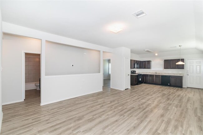 Building Photo - 14088 Lahontan Dr