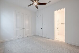 Building Photo - 26914 Arethusa Ct